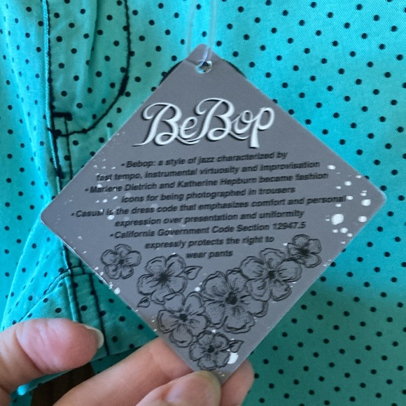 Women’s Be Bop green black polka dot cuffed hem shorts size 5 - NWT - Picture 4 of 9